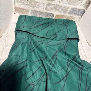 TUCKERNUCK Strapless Peplum Flare Blouse Top Green small new